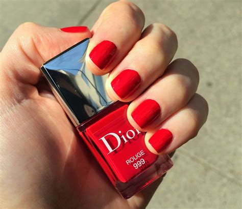 dior rouge 999 nagellack review